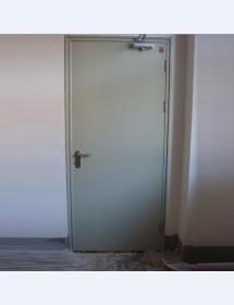  保温门 