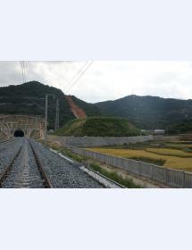 中铁二十一局兰渝铁路工程项目经理部隧道防护门工程